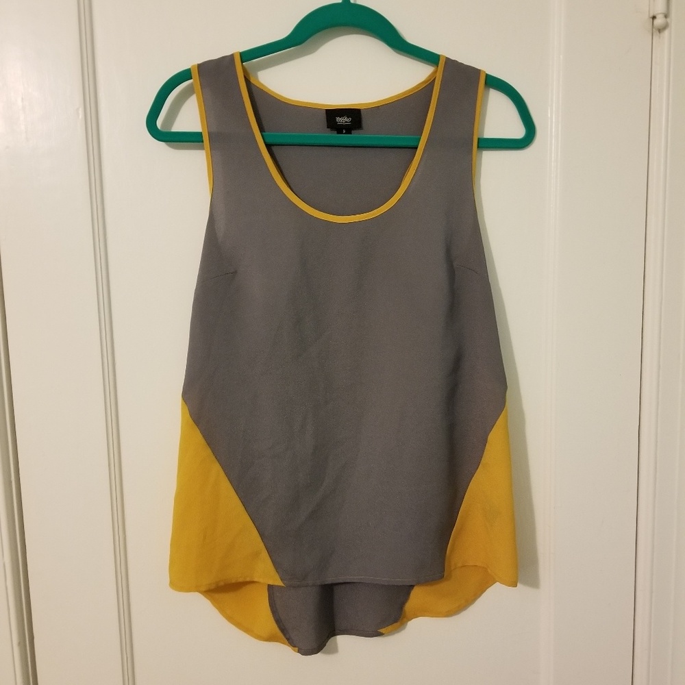 ✳3 for 20$ Grey & mustard asymmetrical hem silky tank